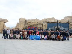 公司組織員工春游，熔煉團(tuán)隊(duì)