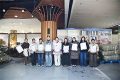 公司開展“三八”婦女節(jié)慰問活動